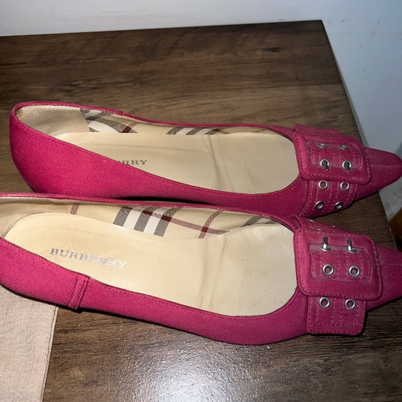 Burberry  Heels - Picture 2 of 6